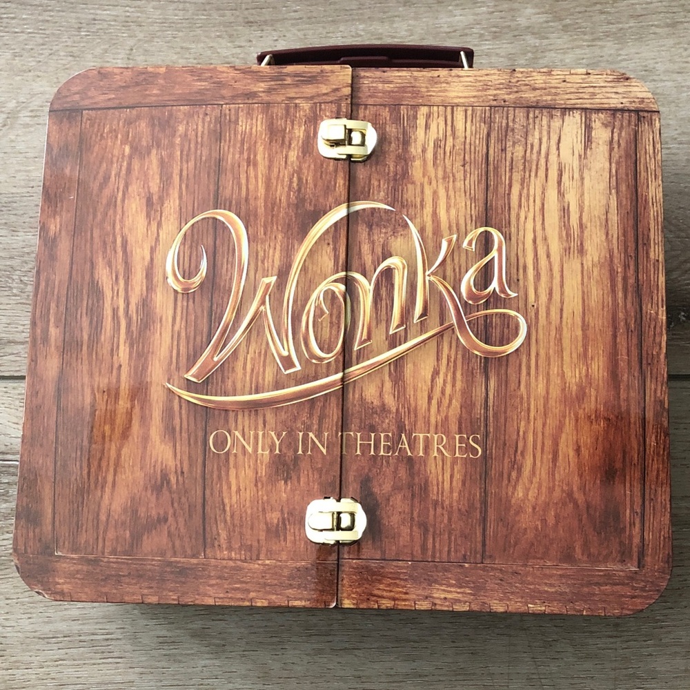 Wonka Rare lunchbox/popcorn tin  Box with Gold Accents metal movie promo